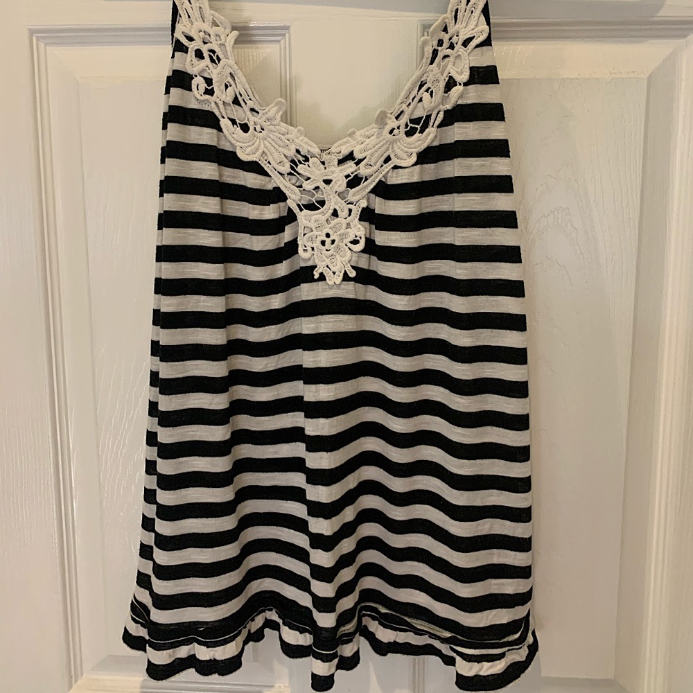 Kirra Black and White Tank Top with Lace